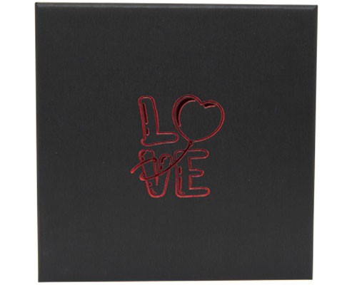 Royal box black L140xW140xH25mm strawberry heart-love